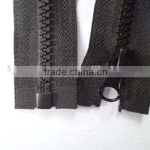 5# Plastic Derlin Zipper Open End Zipper With Auto Lock Thumb Slider Garment Zipper thumbnail-2