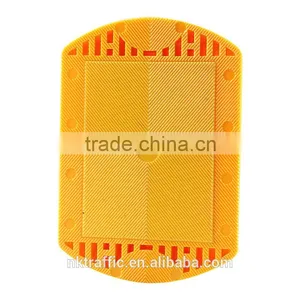 Better Choice Traffic Safety Equipment Plastic Road Stud Cat Eye Reflective Road Stud Supplier's Choice thumbnail-4