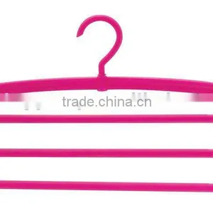 Plastic Clothes Hangers thumbnail-1