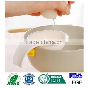 High Quanlity Egg Plastic Divider/plastic Spoon Shape Egg Tool/egg Separator Manufacturer thumbnail-2