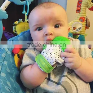 Silicone Munch Mitt thumbnail-1