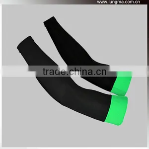 Sports Compression Arm Sleeves For Kids- Boys Girls Youth thumbnail-4