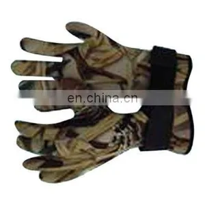 Neoprene Hunting Gloves thumbnail-1