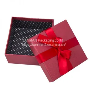 High Quality Little Gift Box Packaging thumbnail-1