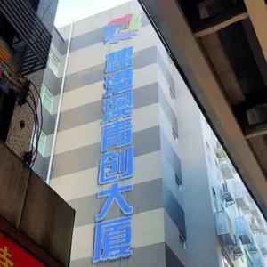 High - Altitude Tunnel Painting and Graffiti in Jingzhou, Hubei. Hand - Painted Wall Murals for Beautifying Cooling Towers, Chimneys in Chemical Plants, and Hand - Painted Walls on Overpasses thumbnail-3