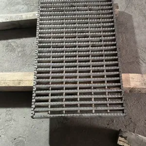 Galvanized Steel Slotted Drain Cover Tread Grating for Solar Panel Walkways thumbnail-3