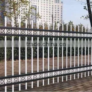 Private Residence Palisade Fence thumbnail-1