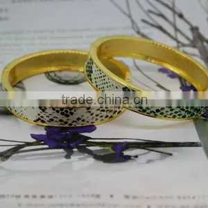 ZB018 Fashion Gold Plated Bangles Artificial Bangles thumbnail-1