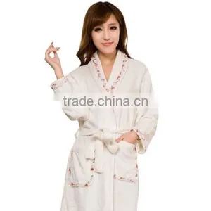 Hot-selling 100% Microfiber Hotel Bathrobe thumbnail-1