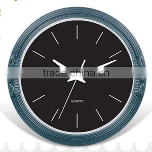Plastic Quartz Analog Clock thumbnail-1