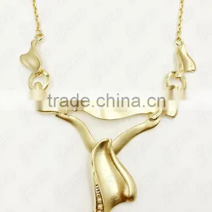 Juyuan Fashion 18K Gold Plated Pendant&Earring Semi-gloss Set thumbnail-3