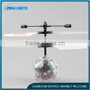7 Colour Flying Ball thumbnail-2
