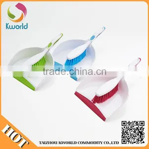 Small Dustpan And Brush thumbnail-1