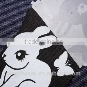 Heat-transfer Refective Logos be Heated on T-shirt thumbnail-1