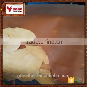 1.6-1.8 mm Distressed Oily Cow Split Leather Matches Full Grain Leather thumbnail-1