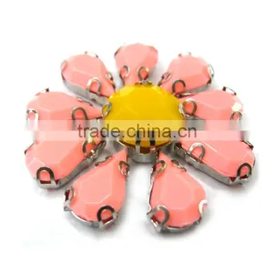 Floral Acrylic Claw Stone Garment Apparal Accessroies Jeweled Chunky Beads Round Embellished Woman Clothing thumbnail-1