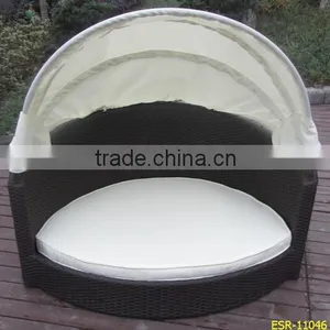 Rattan Dog Bed With Washable Pillows thumbnail-1