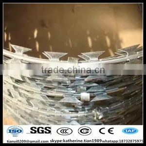 High Tensile Hot Dipped Galvanized Concertina Razor Wire Sharp Blade Barbed Wire for Security Fence for Sale thumbnail-4