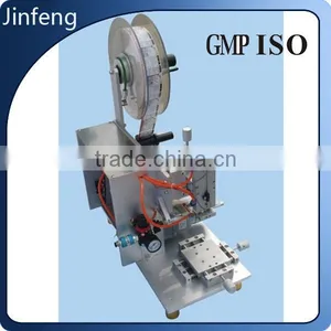 High Grade Custom Made Semi Automatic Flat Bottle Label Machine thumbnail-2