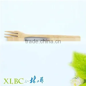 Nature Eco-friendly Long Handle Triadius Wooden Fork thumbnail-1