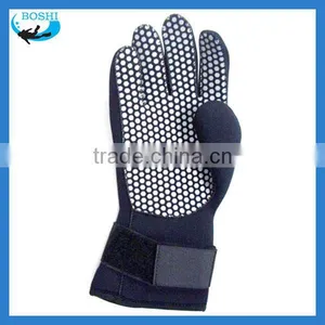 2016 Newstar Winter Neoprene Sport Glove for Outdoor Skiing thumbnail-3