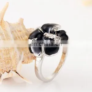 Classic Genuine Austrian Crystals Sample Sales Platinum Plated Black Flower Ring Jewelry Party OFF thumbnail-4