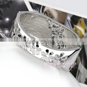 Luxury Leopard White Gold Crystal Enamel Latest Design Daily Wear Bangle thumbnail-3