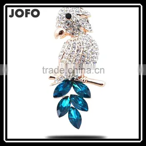 Fashion Bird Shape Parrot Rhinestone Brooch Wedding Invitation thumbnail-1