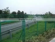 Road Side Fence Selecting Different Materials and Understanding thumbnail-1