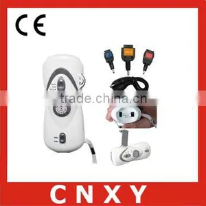 Crank Dynamo Flashlight With AM&FM Radio and Mobilephone Charger thumbnail-1