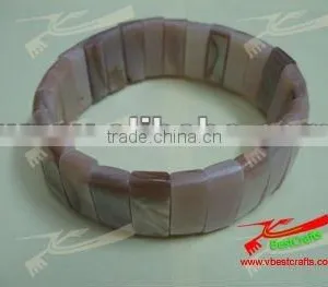 Brown Shell Bracelet thumbnail-1