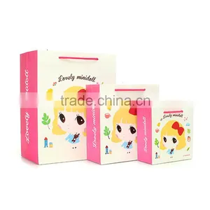 Free Samples Recyclable Luxury Paper Packaging Bag thumbnail-1