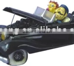 Polyresin Black Model Car With Lover thumbnail-1