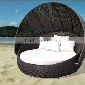 Round Bed thumbnail-1