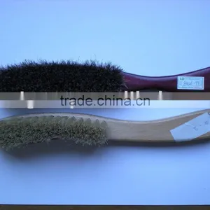 Wooden Hat Brush thumbnail-1
