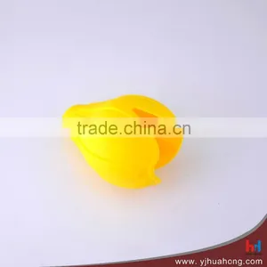 Popular Food Grade Manual Silicon Fruit Juicer Squeezer thumbnail-1