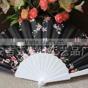 Promotional Plastic Hand Fan With Flower thumbnail-3