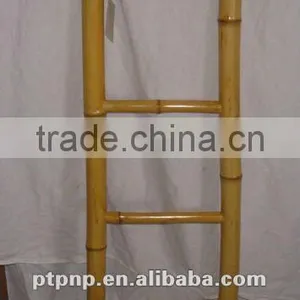 BAMBOO Ladder Towel Shelf thumbnail-1