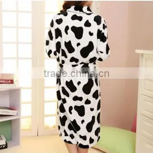 Chinese Autumn and Winter Milk Cow Print Coral Fleece Lovers Bathrobe thumbnail-1