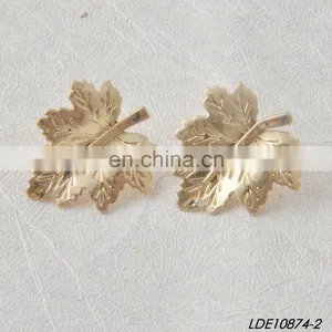 Fashionable Simple Silver Maple Leaf Alloy Stud Earrings Gold Cute Jewelry thumbnail-3