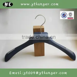 HA7016 Latest Shirts Men Hanger Design Rubber Coated Hanger thumbnail-2