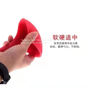 Silicone Soup Spoon Non-stick Cookware Spoon Food Grade Silicone Soup Spoon Home Hotel High Temperature Resistant Soup Spoon thumbnail-1