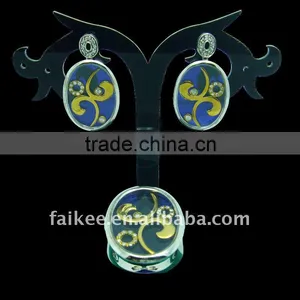Fabulous K Gold Jewelry Set thumbnail-1