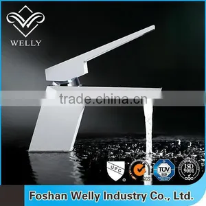 2016 Smart Design High Quality Brass Single Handle Mono Basin Mixer thumbnail-1