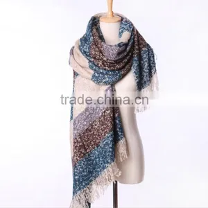 2015 New Hot Selling Peacock Feather Pattern Printed Square Paris Yarn Scarf thumbnail-2