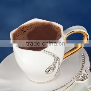 Raspberry Flavored Hot Cocoa Mix thumbnail-3