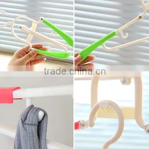 Business Travel Home Required Portable Folding Clothes Hangers Easy To Carry New thumbnail-4