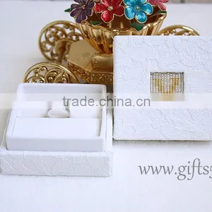 Wedding Creative Custom Ring Box With Beaded Name Plate of O For Engagement thumbnail-1