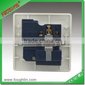 13amp 1 Gang Multi Socket With Light and Switch Wall Switch Socket thumbnail-3