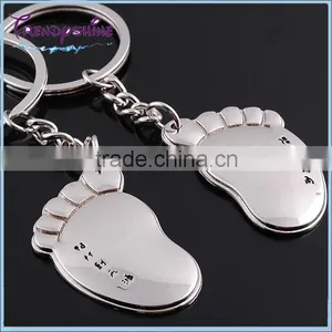 Bulk Custom Engraved Metal Foot Shaped Keychain thumbnail-1